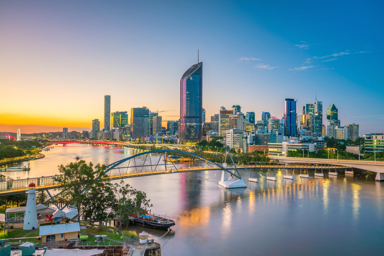 Academic Jobs Scenic view of Brisbane skyline with a focus on its educational institutions